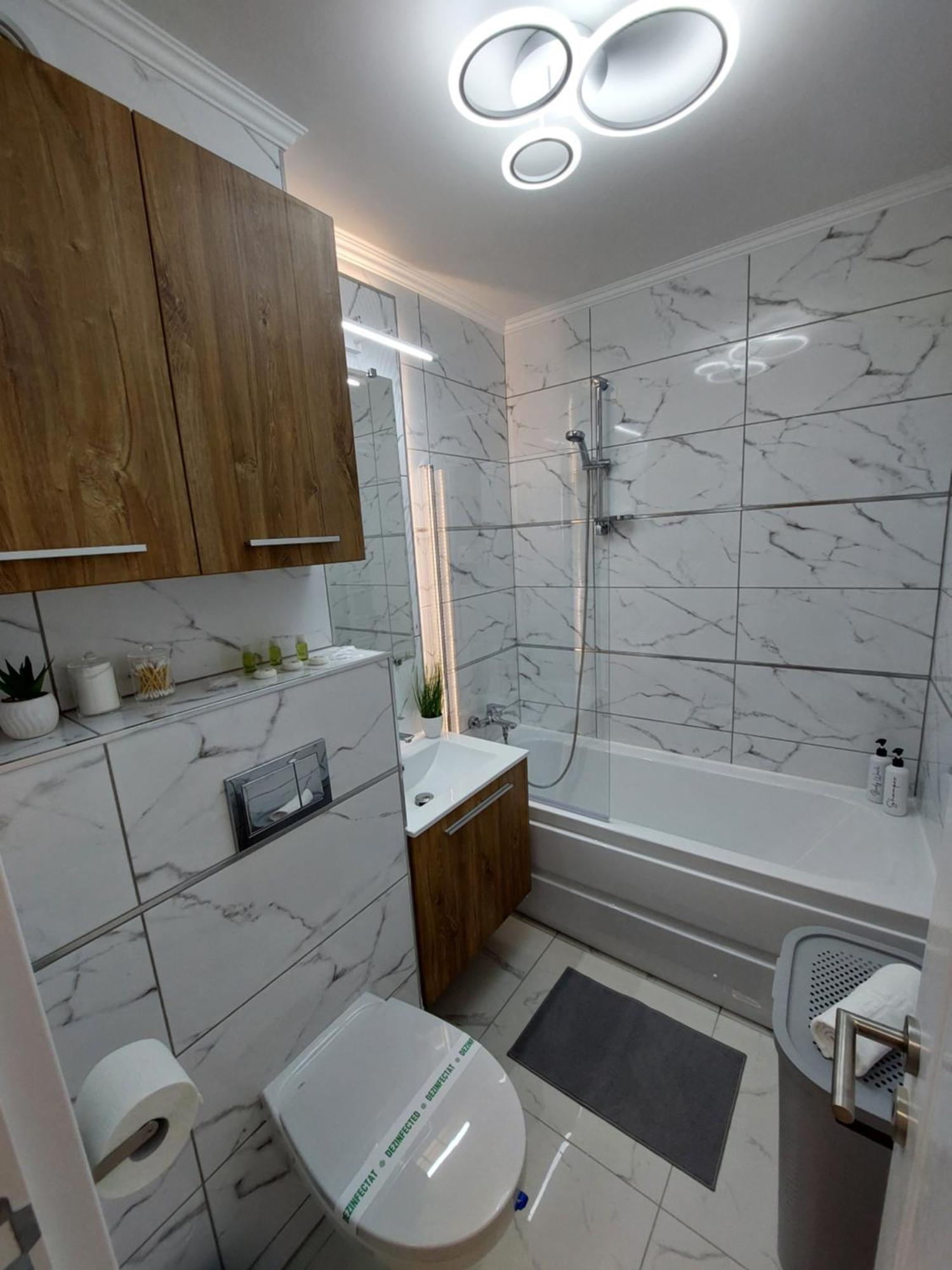 Onyx - Vision Aparthotel Брашов Екстериор снимка